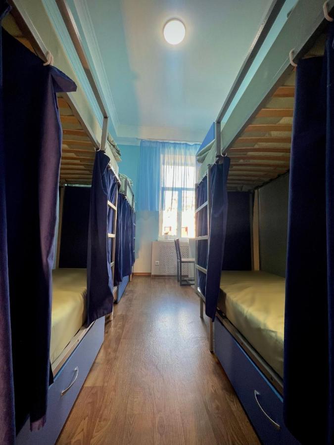 Hostel on Universytet Kiev Eksteriør bilde