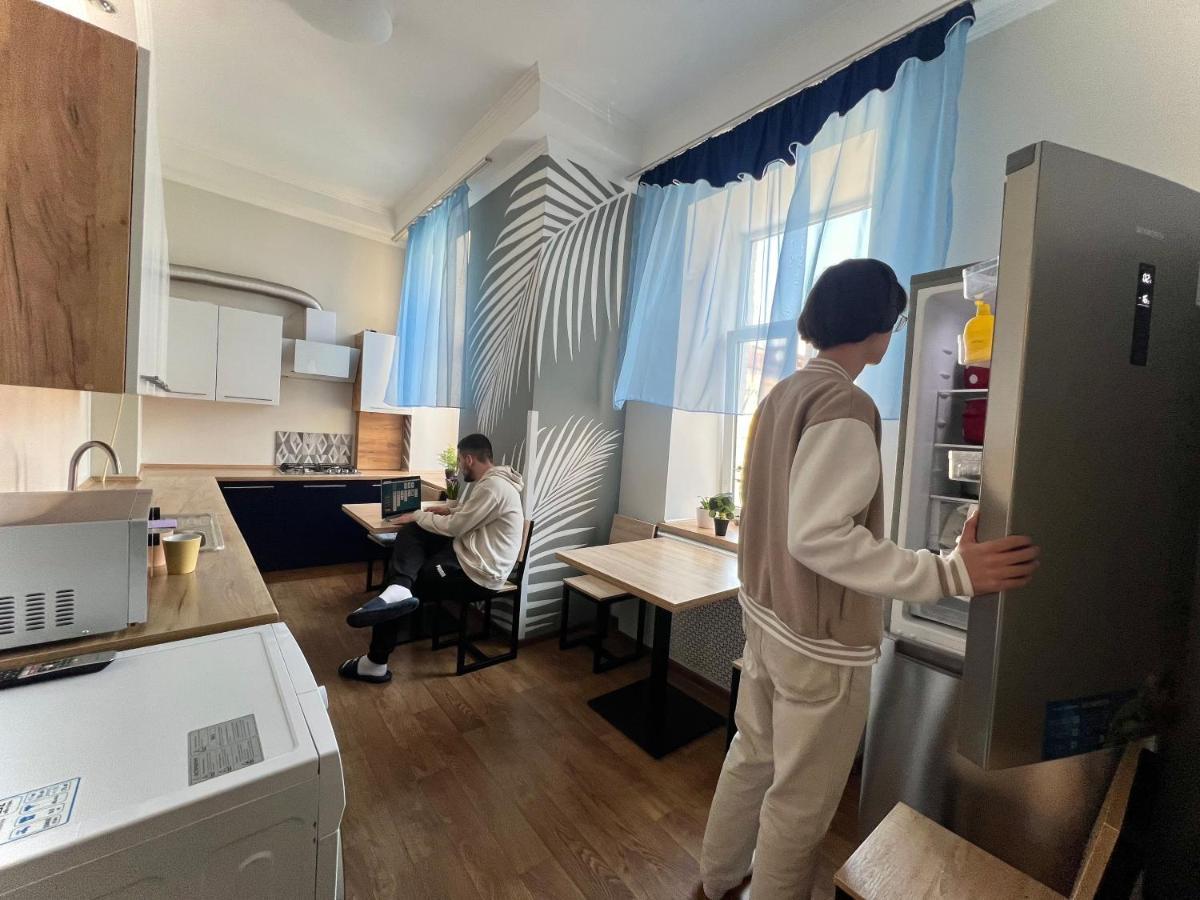 Hostel on Universytet Kiev Eksteriør bilde