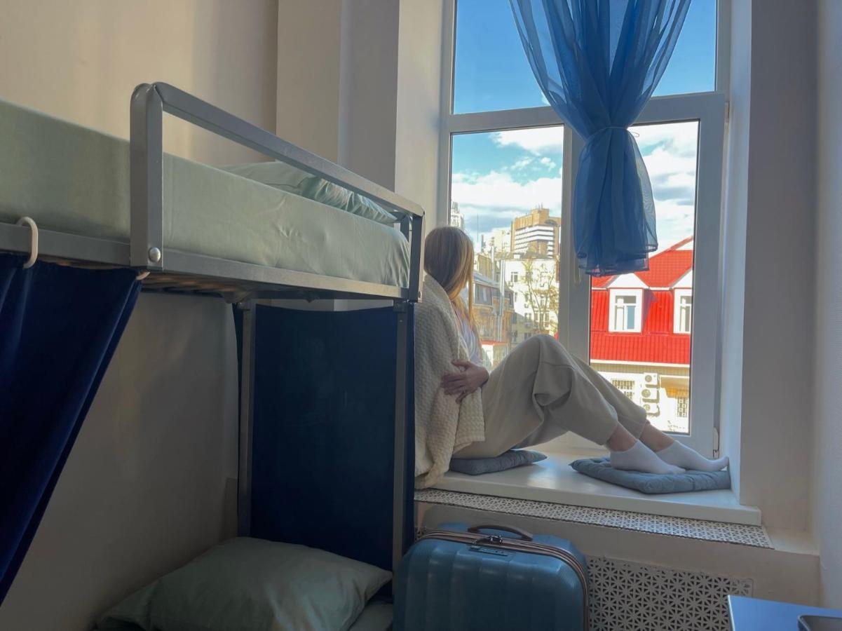 Hostel on Universytet Kiev Eksteriør bilde