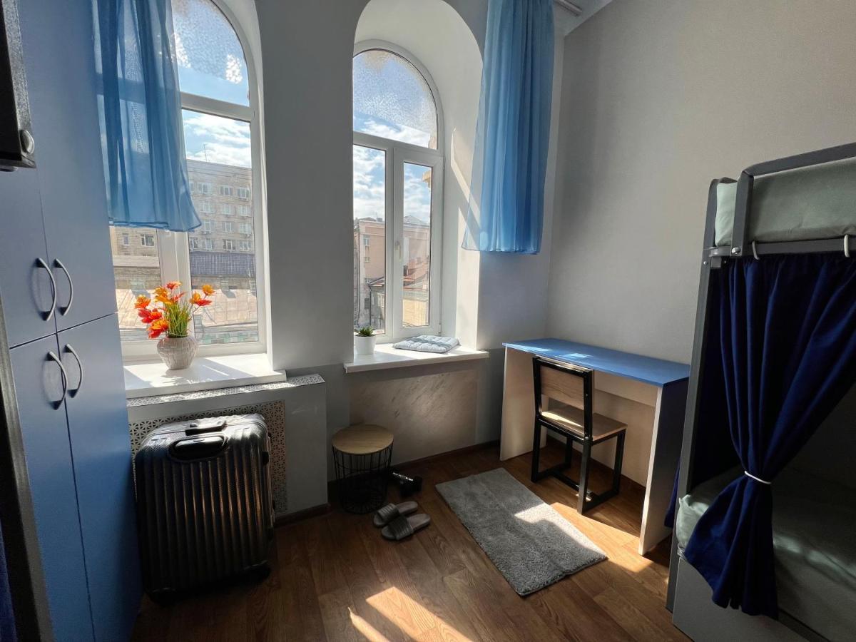 Hostel on Universytet Kiev Eksteriør bilde