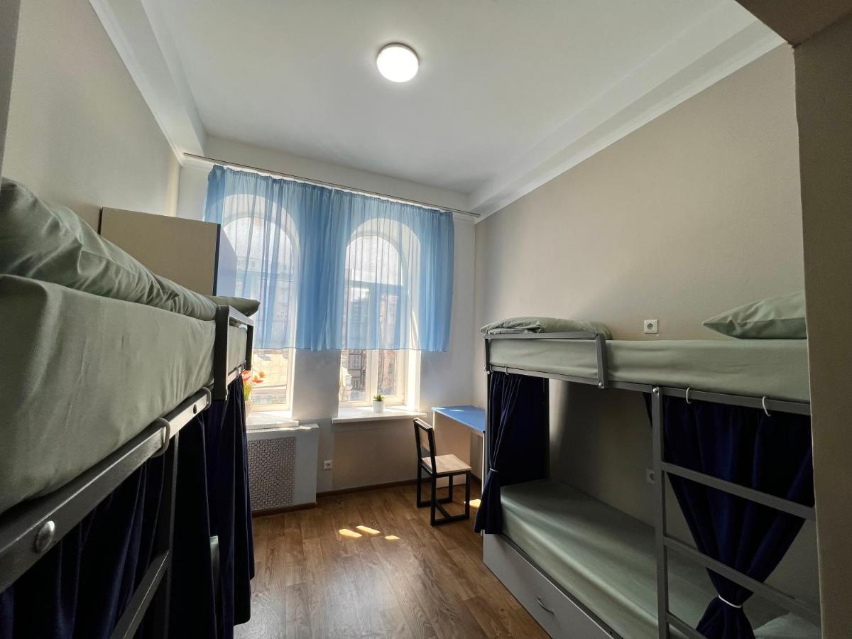 Hostel on Universytet Kiev Eksteriør bilde