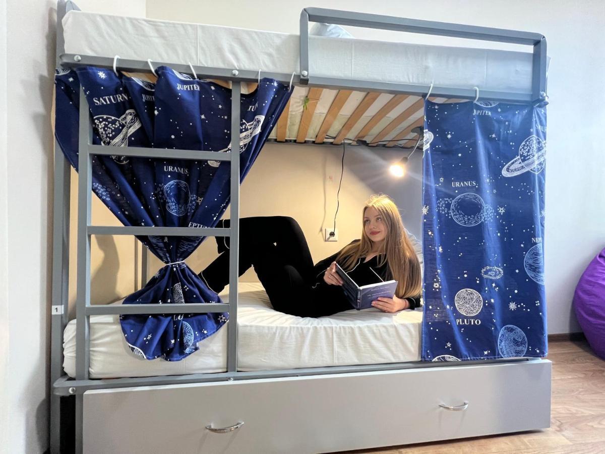 Hostel on Universytet Kiev Eksteriør bilde